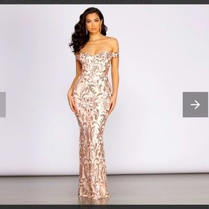 Windsor Karleen Rose Gold sequin dress (S) NEW! Never worn.